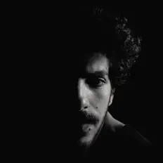 Romain Pacoを聴いたり、ミュージックビデオを鑑賞したり、経歴やツアー日程などを確認したりしましょう！