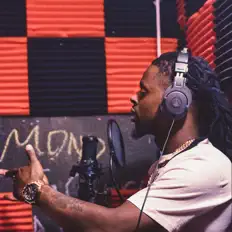 Poslechněte si interpreta MrLive AndDirect, sledujte hudební videa, přečtěte si životopis, podívejte se na data turné a další informace.