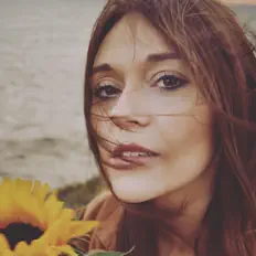 Listen to Laura Jayne, watch music videos, read bio, see tour dates & more!