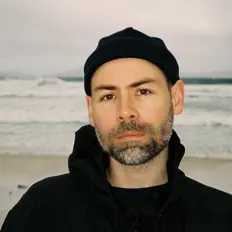 Poslechněte si interpreta Kane Ikin, sledujte hudební videa, přečtěte si životopis, podívejte se na data turné a další informace.