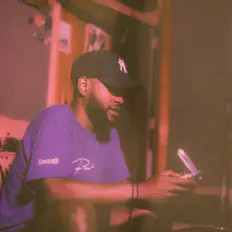 Listen to Trece Vee, watch music videos, read bio, see tour dates & more!