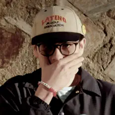 Ouça beto, assista a videoclipes, leia a biografia, veja as datas das turnês e mais!