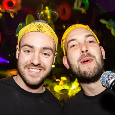 Listen to NACHTVLINDERS, watch music videos, read bio, see tour dates & more!