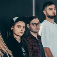 Ascolta New breath, guarda video musicali, leggi la biografia, vedi le date del tour & altro!
