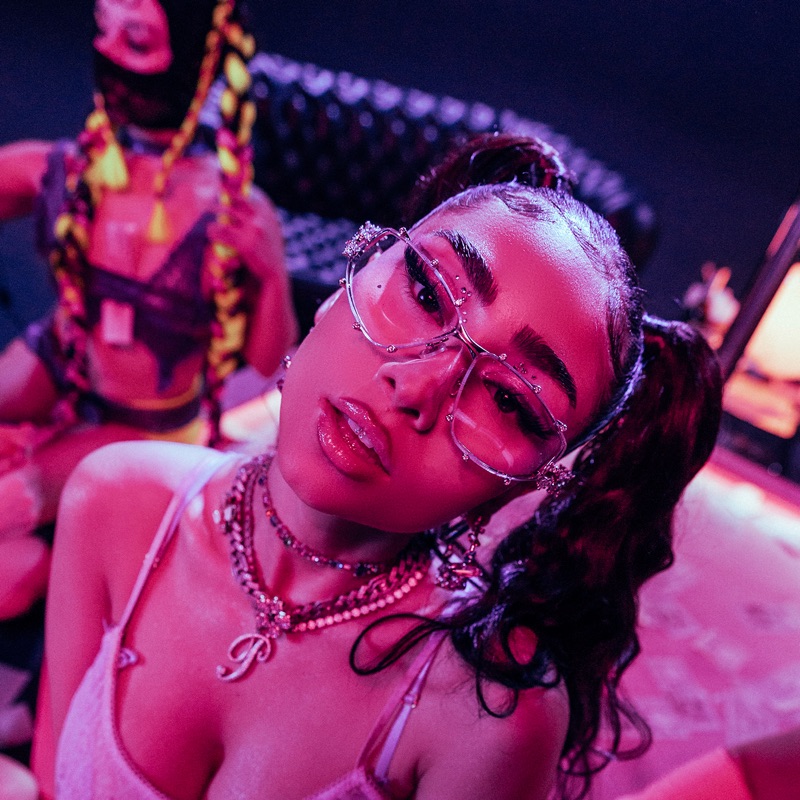 Song - Mi KAMA - Paloma Mami