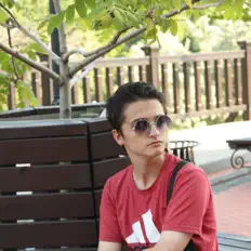 Ouve Sad Person, vê vídeos de música, lê a biografia, vê as datas da digressão e muito mais!