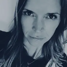 Listen to Kerry Reeve, watch music videos, read bio, see tour dates & more!