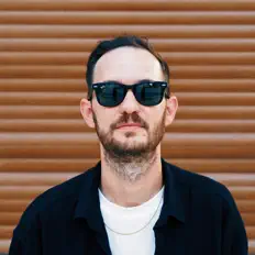 Ascolta Paz, guarda video musicali, leggi la biografia, vedi le date del tour & altro!
