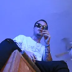 Dengarkan El Cawa, tonton video musik, baca bio, lihat tanggal tur & lainnya!