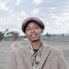 Ouça JustPhutii, assista a videoclipes, leia a biografia, veja as datas das turnês e mais!