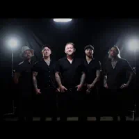 Posłuchaj wykonawcy undefined, obejrzyj teledyski, przeczytaj biografię, zobacz daty tras koncertowych i nie tylko!