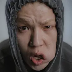 聆聽 Mac Kidd、觀看音樂影片、閱讀小傳、查看巡演日期等！