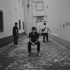 Écoutez Bruno Moya, regardez des vidéoclips, lisez la biographie, consultez les dates de tournée et plus encore !