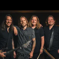 Listen to Tieflader, watch music videos, read bio, see tour dates & more!