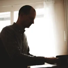 Listen to Rasmus H Thomsen Trio, watch music videos, read bio, see tour dates & more!