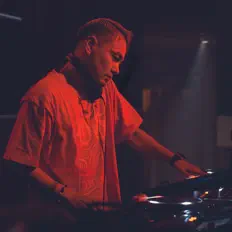 Listen to thread514, watch music videos, read bio, see tour dates & more!