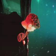 Dengarkan Noahh, tonton video musik, baca bio, lihat tanggal tur & lainnya!