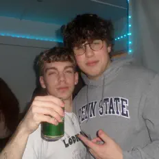 收听 Drew Kent、观看音乐视频、阅读小传、查看巡演日期等 ！