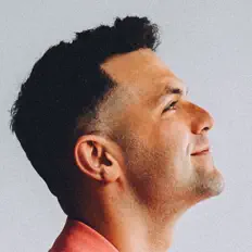 聆聽 Jeremie Legault、觀看音樂影片、閱讀小傳、查看巡演日期等！