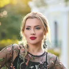 Listen to Sara Oks, watch music videos, read bio, see tour dates & more!