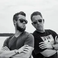 Ouve undefined, vê vídeos de música, lê a biografia, vê as datas da digressão e muito mais!