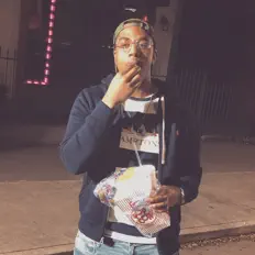 Écoutez Rishard' Dissimilar, regardez des vidéoclips, lisez la biographie, consultez les dates de tournée et plus encore !