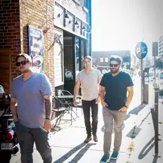 聆聽 Wide Eyed Nowhere、觀看音樂影片、閱讀小傳、查看巡演日期等！