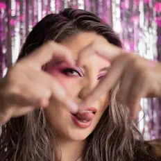 Listen to Karyme Larrea, watch music videos, read bio, see tour dates & more!