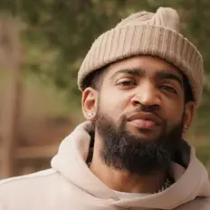 Ακούστε περιεχόμενο από Scritchmatic, παρακολουθήστε μουσικά βίντεο, διαβάστε το βιογραφικό, δείτε ημερομηνίες περιοδείας, και πολλά ακόμη!