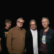 Trans-Canada Highwaymenを聴いたり、ミュージックビデオを鑑賞したり、経歴やツアー日程などを確認したりしましょう！