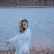 Escucha a DIS IS MARKĒTA, mira videos musicales, lee su biografía, consulta las fechas de las gira y más.