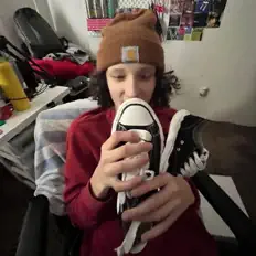 Dreyk0 सुनें, म्यूज़िक वीडियो देखें, बायो पढ़ें, दौरे की तारीखें और बहुत कुछ देखें!