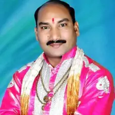 Dengarkan Vijay Malhotra, tonton video musik, baca bio, lihat tanggal tur & lainnya!