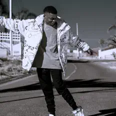 Poslechněte si interpreta Kinglabeatz, sledujte hudební videa, přečtěte si životopis, podívejte se na data turné a další informace.