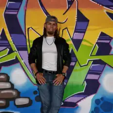 收听 Ray Donato、观看音乐视频、阅读小传、查看巡演日期等 ！