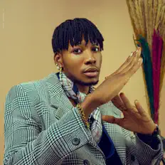 收听 SKY D、观看音乐视频、阅读小传、查看巡演日期等 ！