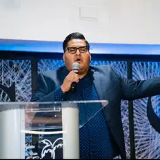 Luister naar Junior Aldana, bekijk muziekvideo's, lees de bio, bekijk de tourdata, en meer!