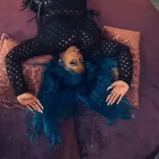 Escucha a Angel Blü, mira videos musicales, lee su biografía, consulta las fechas de las gira y más.