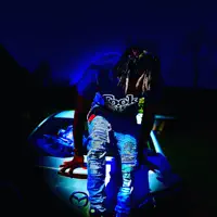 Poslechněte si interpreta undefined, sledujte hudební videa, přečtěte si životopis, podívejte se na data turné a další informace.