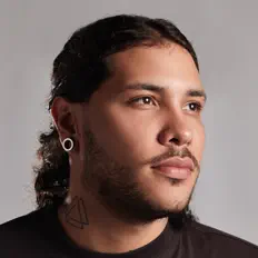 Escucha a Sunlight Dj, mira vídeos musicales, lee la biografía, consulta fechas de giras y mucho más.
