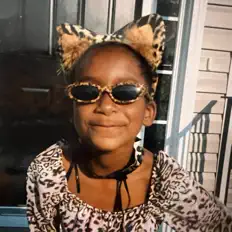 聆聽 jp harp、觀看音樂影片、閱讀小傳、查看巡演日期等！