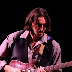 Listen to Francesco Lo Castro, watch music videos, read bio, see tour dates & more!