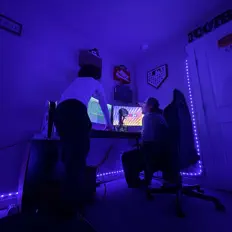 TheSandlotを聴いたり、ミュージックビデオを鑑賞したり、経歴やツアー日程などを確認したりしましょう！