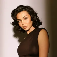 聆聽 Anbela、觀看音樂影片、閱讀小傳、查看巡演日期等！