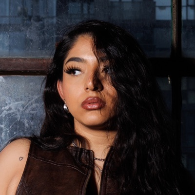 Listen to KIANA, watch music videos, read bio, see tour dates & more!