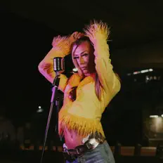 Listen to itsLIA, watch music videos, read bio, see tour dates & more!