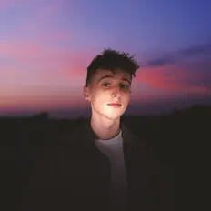 eon을(를) 듣고, 뮤직 비디오를 보고, 약력을 읽고, 투어 일정 등을 확인하세요!