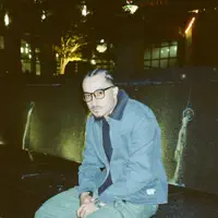 收听 undefined、观看音乐视频、阅读小传、查看巡演日期等 ！