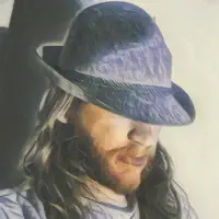 Luister naar undefined, bekijk muziekvideo's, lees de bio, bekijk de tourdata, en meer!