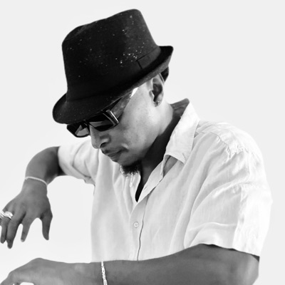 Listen to Jasper YMC, watch music videos, read bio, see tour dates & more!